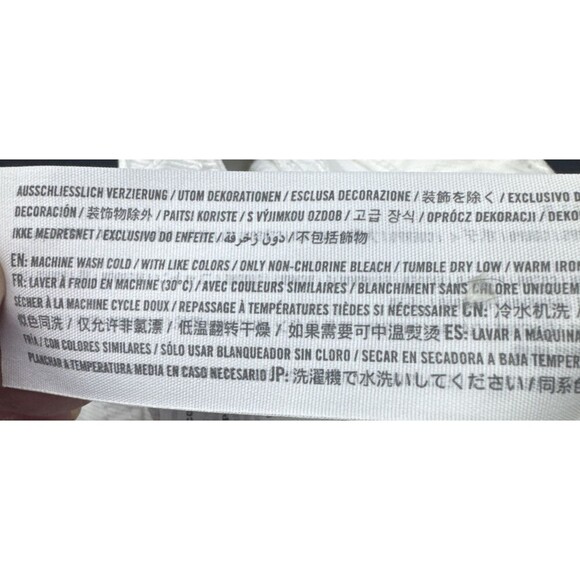 Womens Abercrombie & Fitch Curve Love The Mom High Rise White Cropped Jean SZ 25 - Picture 9 of 13